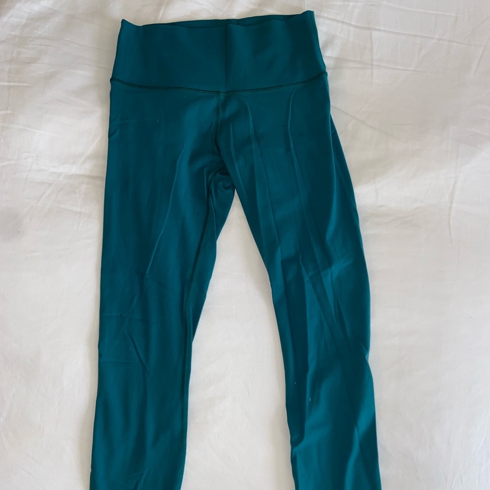 Lululemon Align Pant 25” Size 6 or 8